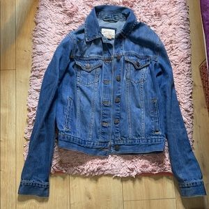 OVERSIZED DENIM JACKET